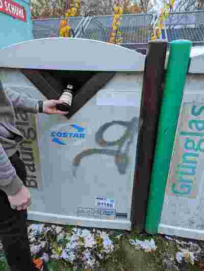 Container